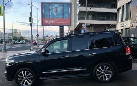 Toyota Land Cruiser 200, 2019 год, 7 500 000 рублей, 4 фотография