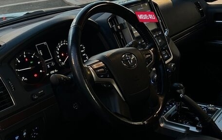 Toyota Land Cruiser 200, 2019 год, 7 500 000 рублей, 12 фотография