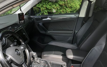 Volkswagen Tiguan II, 2017 год, 2 700 000 рублей, 4 фотография