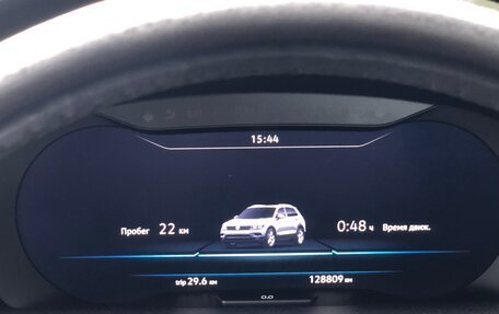 Volkswagen Tiguan II, 2017 год, 2 700 000 рублей, 10 фотография