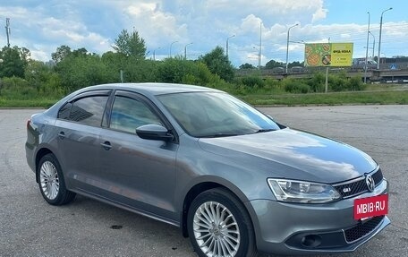 Volkswagen Jetta VI, 2013 год, 1 100 000 рублей, 10 фотография