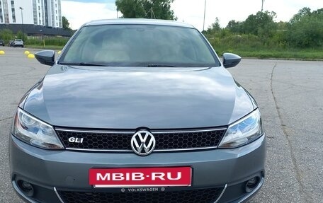 Volkswagen Jetta VI, 2013 год, 1 100 000 рублей, 6 фотография