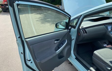 Toyota Prius, 2009 год, 1 250 000 рублей, 16 фотография