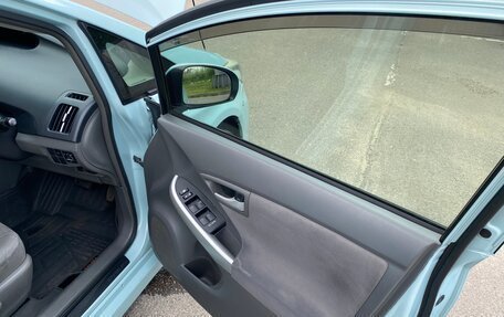 Toyota Prius, 2009 год, 1 250 000 рублей, 33 фотография