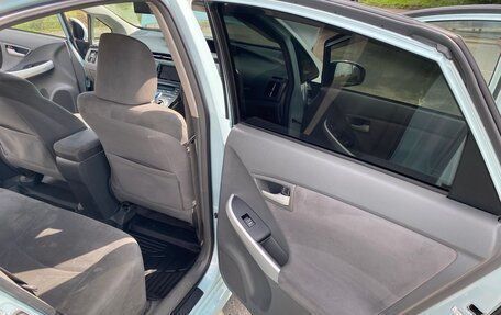 Toyota Prius, 2009 год, 1 250 000 рублей, 30 фотография