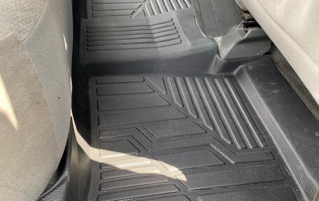 Toyota Prius, 2009 год, 1 250 000 рублей, 29 фотография