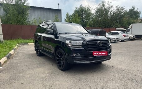 Toyota Land Cruiser 200, 2018 год, 7 950 000 рублей, 8 фотография