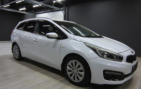 KIA cee'd III, 2018 год, 1 239 000 рублей, 2 фотография