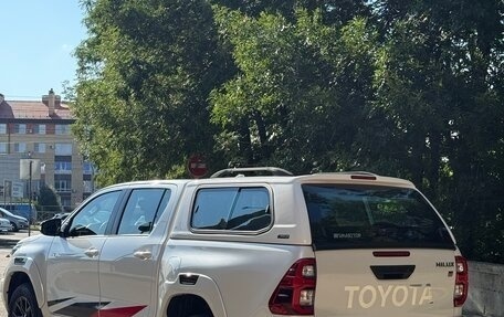 Toyota Hilux VIII, 2022 год, 6 049 000 рублей, 5 фотография