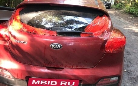 KIA cee'd III, 2013 год, 900 000 рублей, 11 фотография