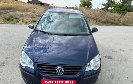 Volkswagen Polo IV рестайлинг, 2008 год, 575 000 рублей, 2 фотография