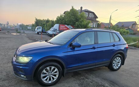 Volkswagen Tiguan II, 2020 год, 2 400 000 рублей, 5 фотография