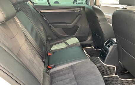 Skoda Octavia, 2017 год, 1 790 000 рублей, 14 фотография