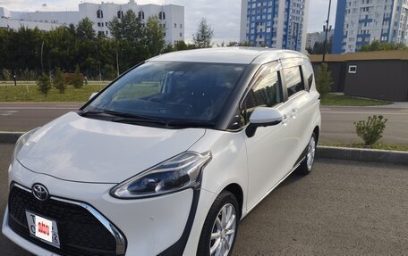 Toyota Sienta II, 2019 год, 1 750 000 рублей, 19 фотография