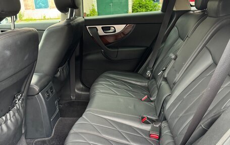 Infiniti FX II, 2013 год, 2 350 000 рублей, 9 фотография
