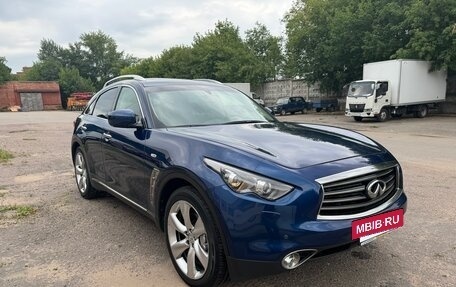Infiniti FX II, 2013 год, 2 350 000 рублей, 2 фотография