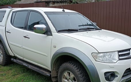 Mitsubishi L200 IV рестайлинг, 2014 год, 1 600 000 рублей, 9 фотография