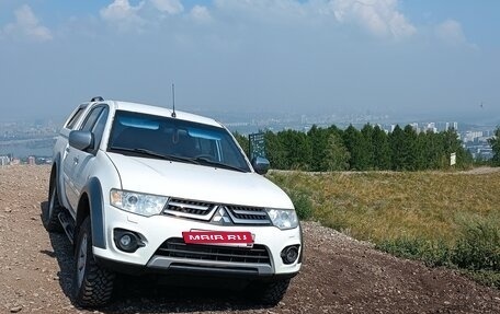 Mitsubishi L200 IV рестайлинг, 2014 год, 1 600 000 рублей, 7 фотография