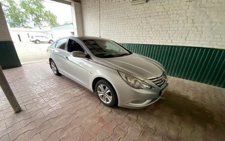 Hyundai Sonata VI, 2011 год, 1 200 000 рублей, 7 фотография