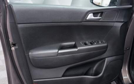 KIA Sportage IV рестайлинг, 2019 год, 2 288 000 рублей, 15 фотография