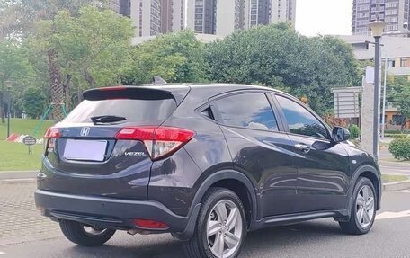 Honda Vezel, 2020 год, 1 370 000 рублей, 6 фотография