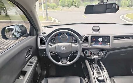 Honda Vezel, 2020 год, 1 370 000 рублей, 12 фотография
