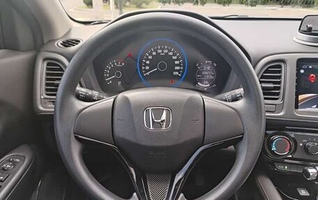Honda Vezel, 2020 год, 1 370 000 рублей, 17 фотография