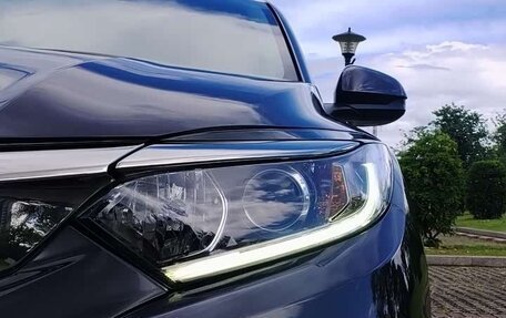 Honda Vezel, 2020 год, 1 370 000 рублей, 23 фотография