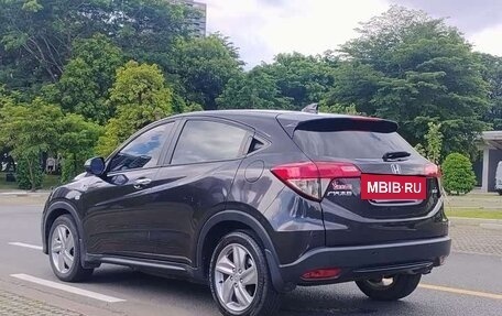 Honda Vezel, 2020 год, 1 370 000 рублей, 22 фотография