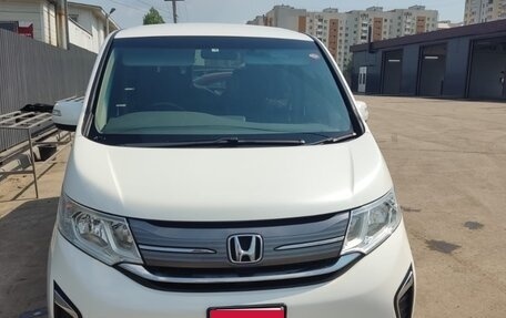 Honda Stepwgn IV, 2015 год, 1 950 000 рублей, 1 фотография