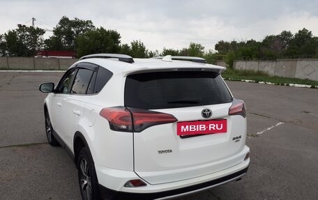 Toyota RAV4, 2016 год, 2 590 000 рублей, 4 фотография