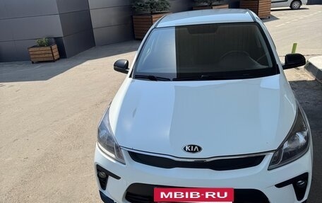 KIA Rio IV, 2020 год, 1 400 000 рублей, 6 фотография