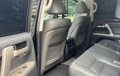 Toyota Land Cruiser 200, 2008 год, 2 650 000 рублей, 9 фотография