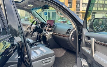 Toyota Land Cruiser 200, 2008 год, 2 650 000 рублей, 14 фотография