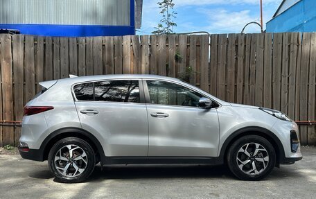 KIA Sportage IV рестайлинг, 2020 год, 2 395 000 рублей, 15 фотография