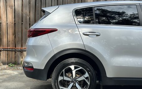KIA Sportage IV рестайлинг, 2020 год, 2 395 000 рублей, 16 фотография