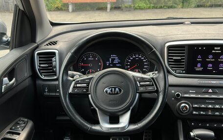 KIA Sportage IV рестайлинг, 2020 год, 2 395 000 рублей, 21 фотография