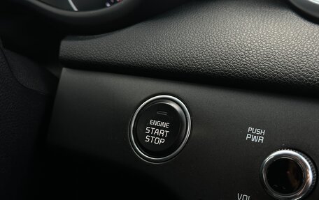 KIA Sportage IV рестайлинг, 2020 год, 2 395 000 рублей, 30 фотография