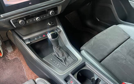 Audi Q3, 2022 год, 2 350 000 рублей, 14 фотография