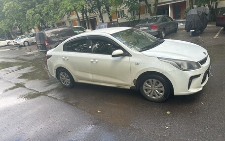 KIA Rio IV, 2017 год, 1 070 000 рублей, 2 фотография