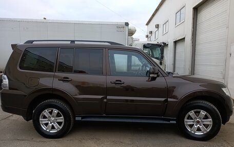 Mitsubishi Pajero IV, 2014 год, 2 400 000 рублей, 11 фотография