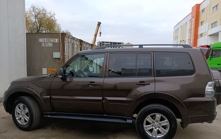 Mitsubishi Pajero IV, 2014 год, 2 400 000 рублей, 24 фотография