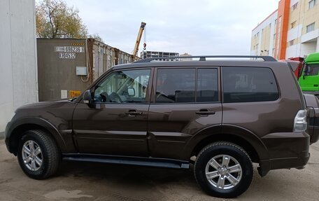 Mitsubishi Pajero IV, 2014 год, 2 400 000 рублей, 23 фотография