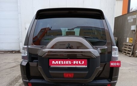 Mitsubishi Pajero IV, 2014 год, 2 400 000 рублей, 17 фотография