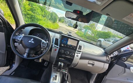 Mitsubishi Pajero Sport II рестайлинг, 2010 год, 1 400 000 рублей, 4 фотография