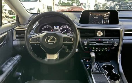 Lexus RX IV рестайлинг, 2020 год, 3 900 000 рублей, 2 фотография