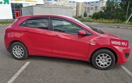 Hyundai i30 II рестайлинг, 2012 год, 890 000 рублей, 4 фотография
