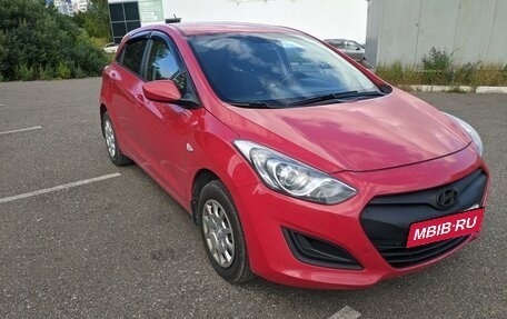 Hyundai i30 II рестайлинг, 2012 год, 890 000 рублей, 3 фотография