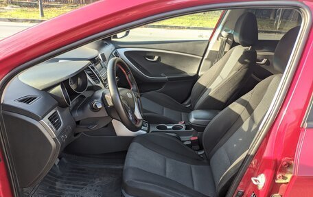 Hyundai i30 II рестайлинг, 2012 год, 890 000 рублей, 13 фотография