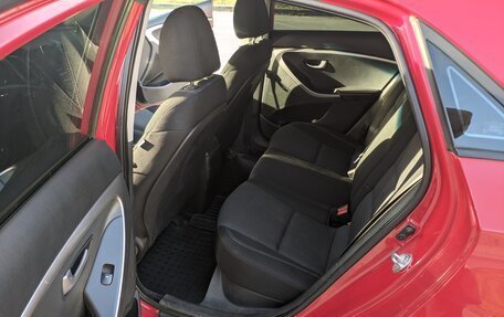 Hyundai i30 II рестайлинг, 2012 год, 890 000 рублей, 15 фотография